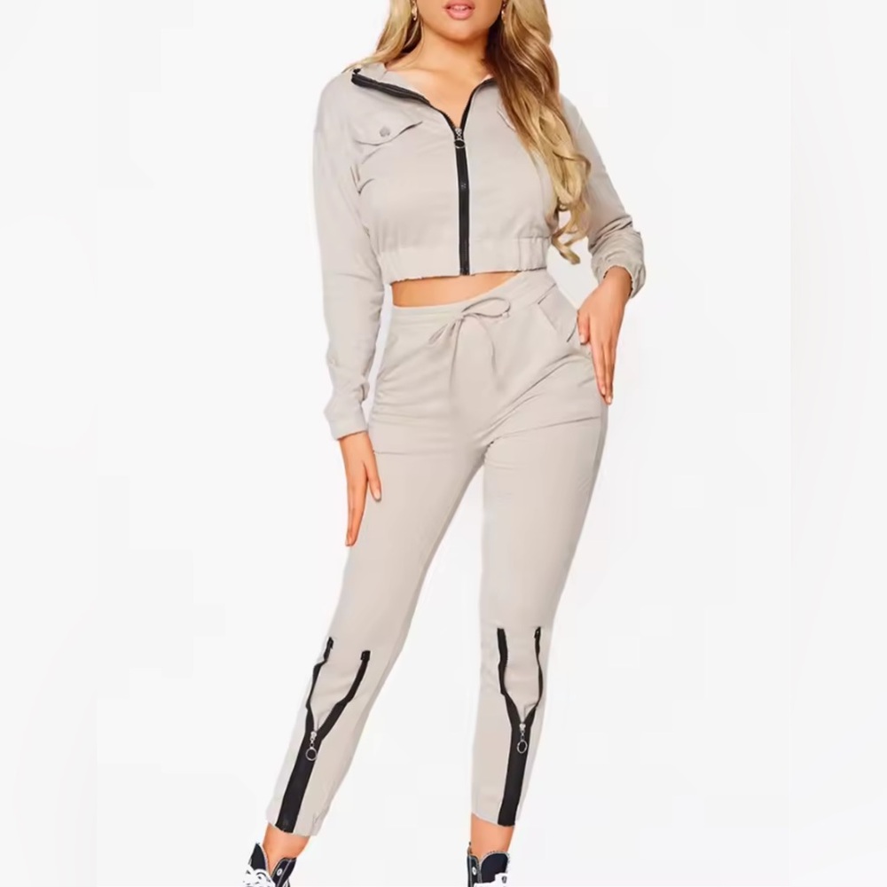 NEW WOMENS ZIP UP CROP TOP TWO PIECE SET LARGE